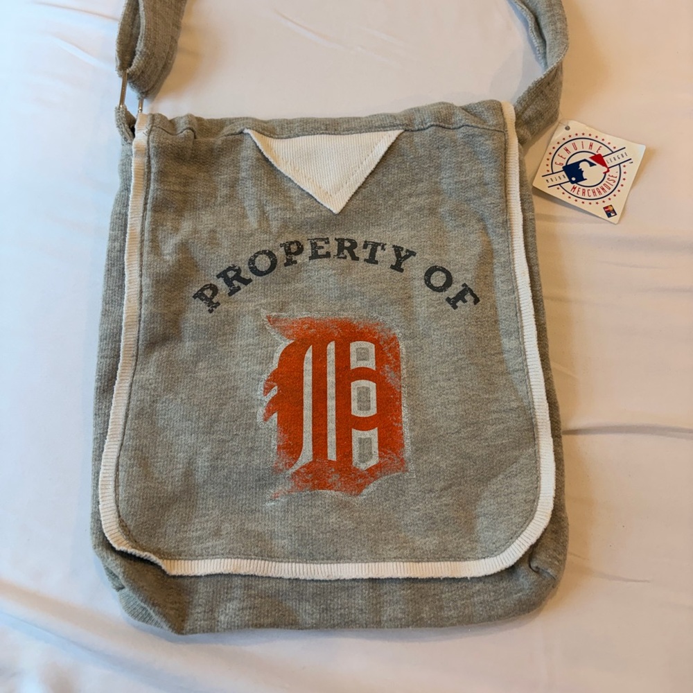 Detroit Tigers Crossbody NWT